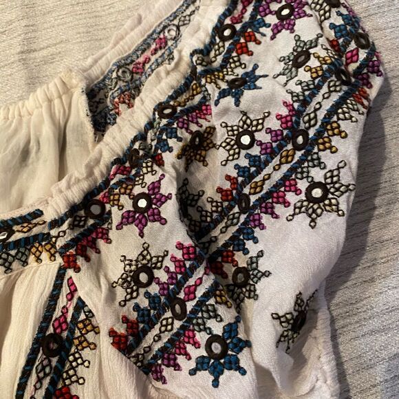 FREE PEOPLE
Women's White Aurura Embroidered crop Top Floral Pattern size large - Picture 4 of 8